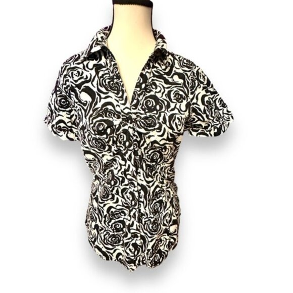 3 Piece Button Down Top Lot - Picture 4 of 4